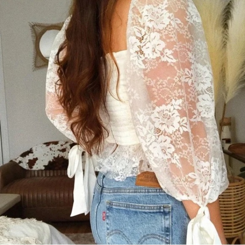 NWOT For Love & Lemons White Sonia Lace Puff Sleeve Top Medium - Picture 4 of 6